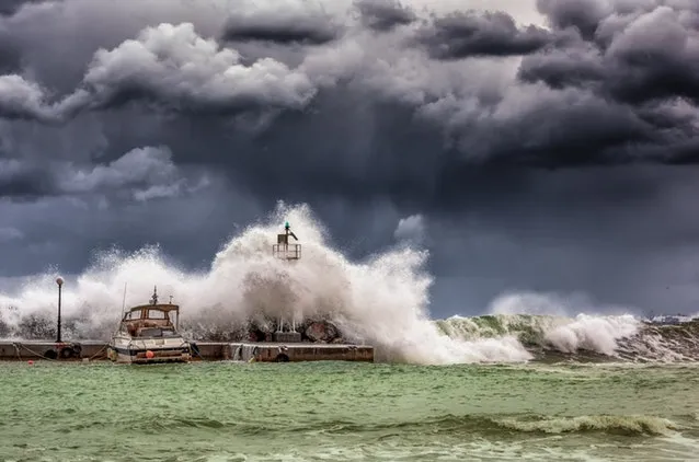 northeast hurricane storm lighthouse shore emergency power plan standby generator prepare severe weather waves national standby repair